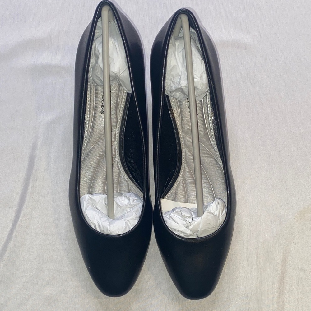 Classic Easy Street‎ Women's Prim Comfort Pump Size 9.5W - Picture 6 of 8